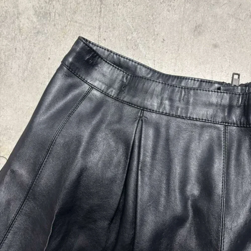 Forever 21 black M short skirt